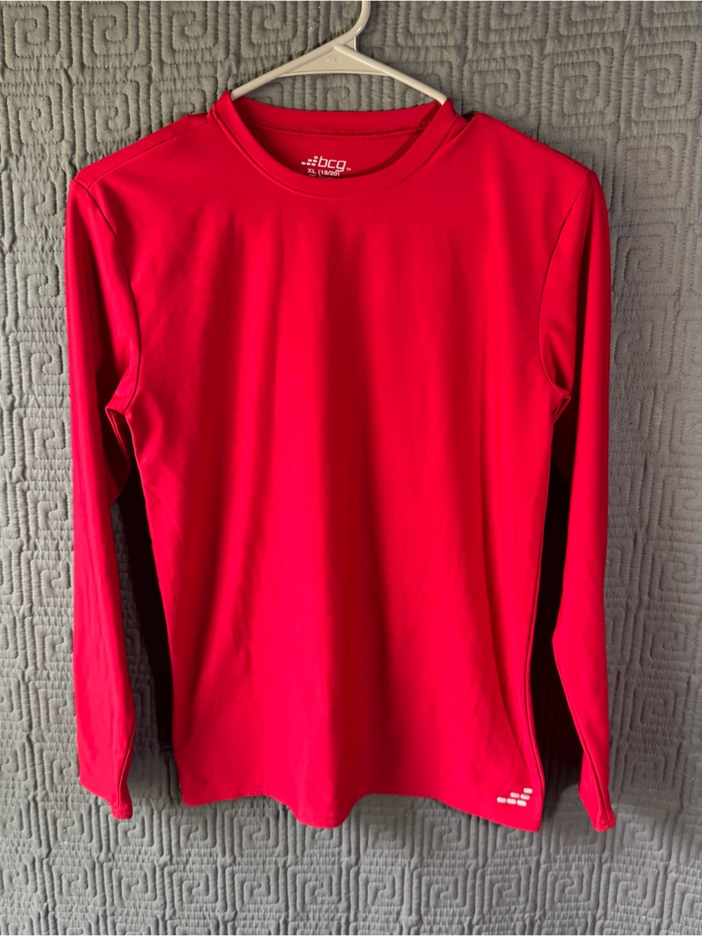 Bcg T-Shirt Boys Large 18/20 Red Long Sleeve Crew Neck Polyester Blend